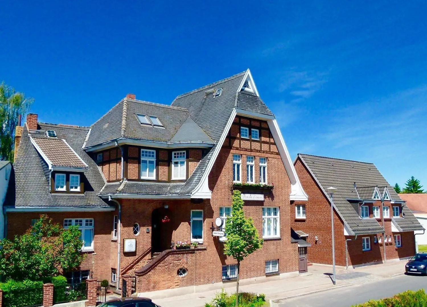 12 Zentrale Hotels in der Mecklenburgischen Seenplatte