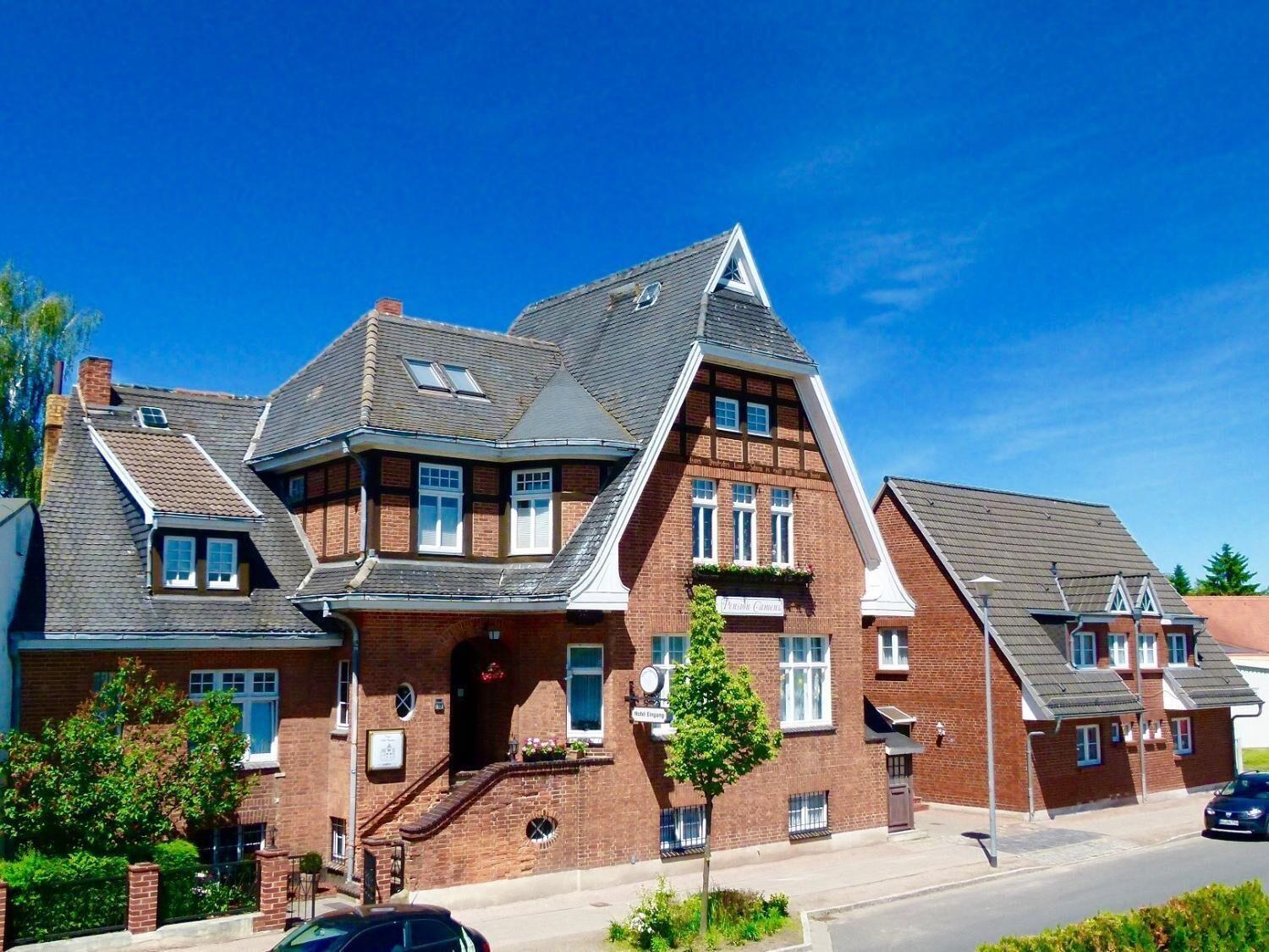 12 Zentrale Hotels in der Mecklenburgischen Seenplatte